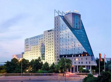 Estrel Hotel Berlin  Superior