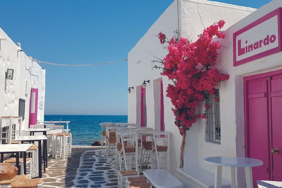 Inselhüpfen in Griechenland: Ein Sommerabenteuer im Ägäischen Paradies