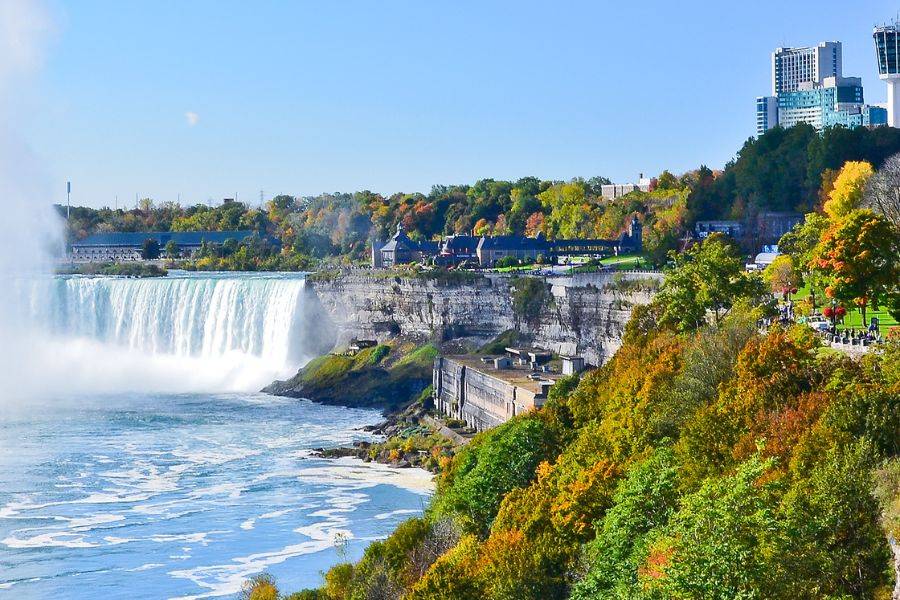Die majestätischen Niagara Fälle.