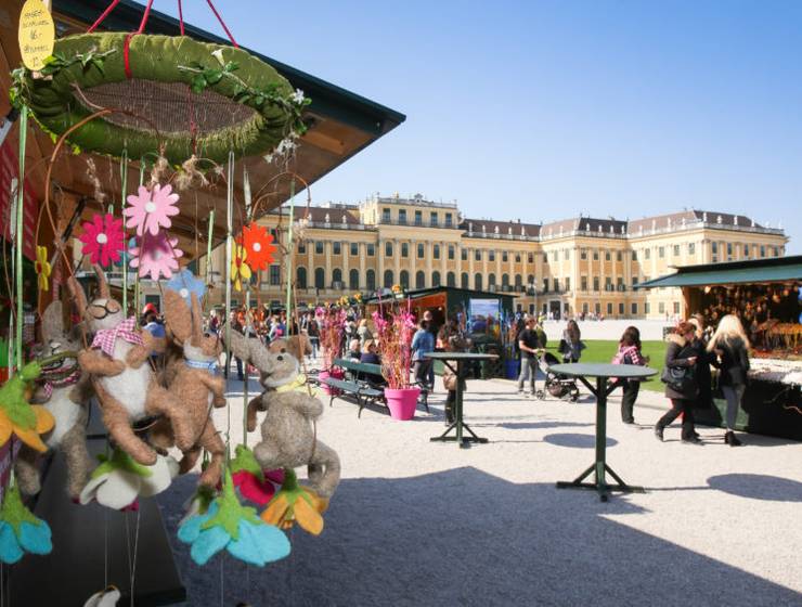 Easter market at Schönbrunn Palace