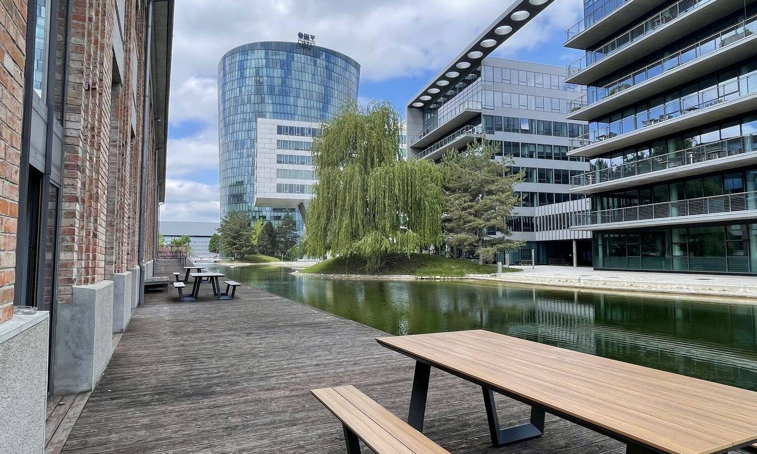 © LoftbytheLake, Startup House