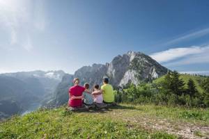 © ARGE Dachstein West, Chris Eder Media Dachstein Hüttenabenteuer für die ganze Familie