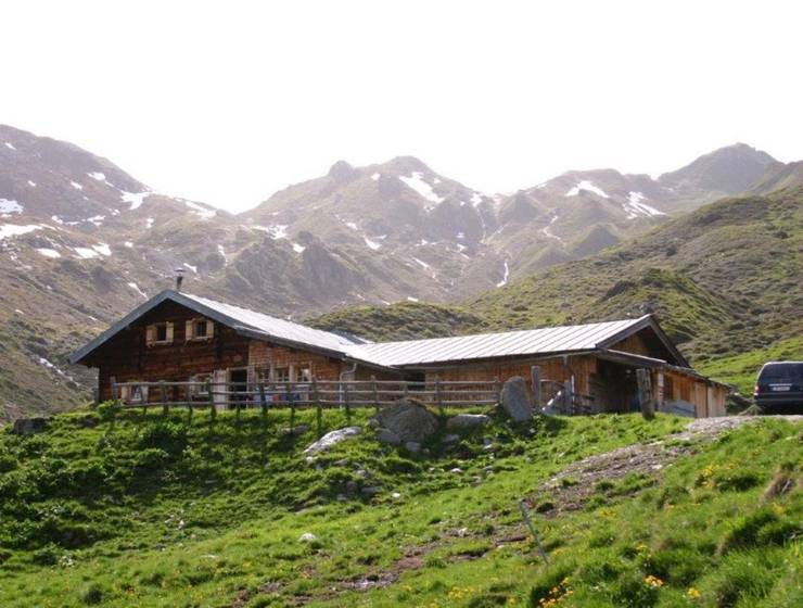 TRA-SBG Neukirchen Hütte/Hut 10 Pers.
