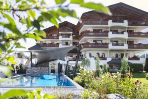 1 Nacht geschenkt im Hotel Der Stubaierhof