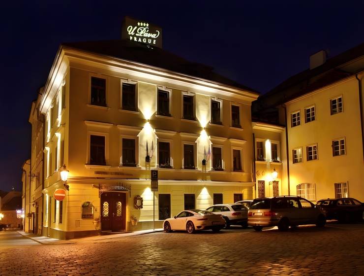 Hotel U Páva ****