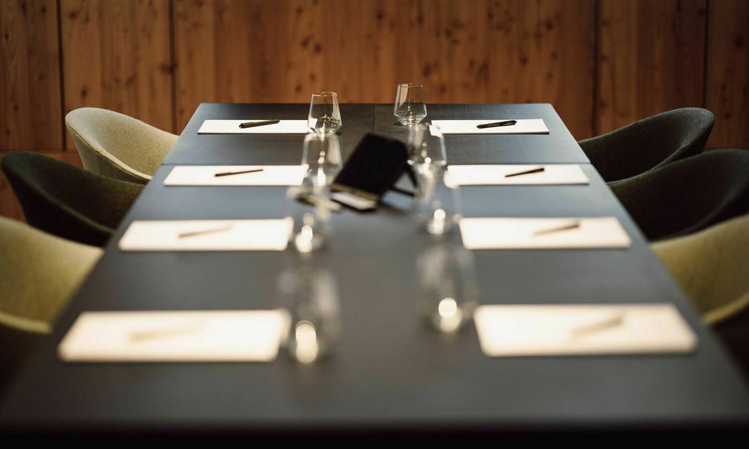 Dips&Drops Flachau 20 m2 großes Kabinett, Seminarraum  mit flexibler Bestuhlung für Seminare und Corporate Events
