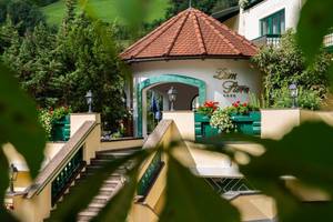 1 night for free at Sonnenhotel Zum Stern