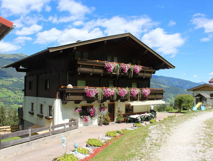 SAU-TFB Pinzgau Uttendorf Hütte bis 24 Pers.