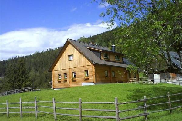 STI-STM Aich Hütte/Hut 8 Pers.