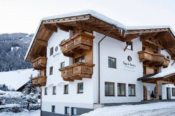 1 night for free in Sepp & Hannis Suiten im Dorf