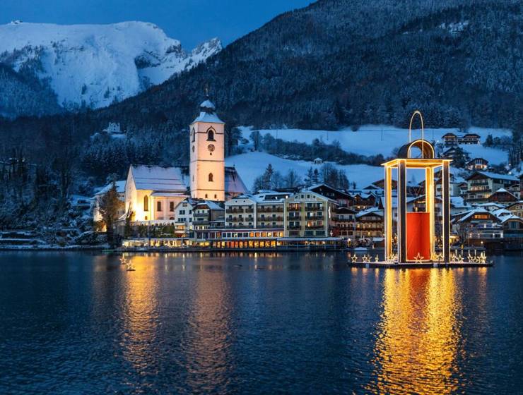 Magic Advent in Salzburg - Flight Travel