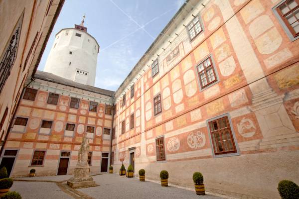 © Foto im Lohnbüro Burg Forchtenstein