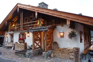 Almdorf Flachau und Promi Alm