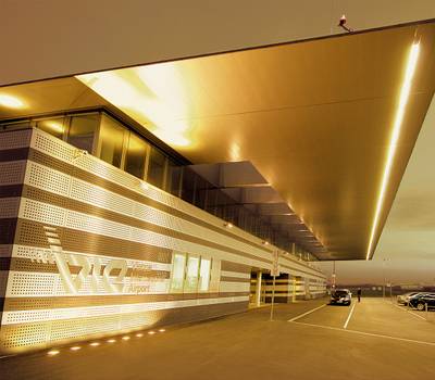 Венский международный аэропорт - VIP терминал