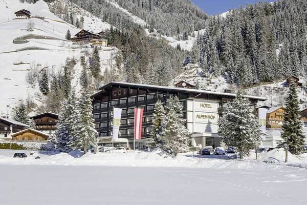 10% early bird bonus at Hotel Alpenhof ****