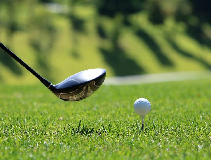GOLF & MOUNTAINS