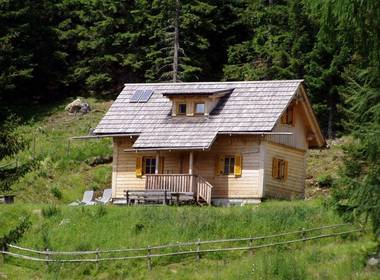 GLA-STM Hinteregg-Oberwoelz Hütte/Hut 6-9 Pers.