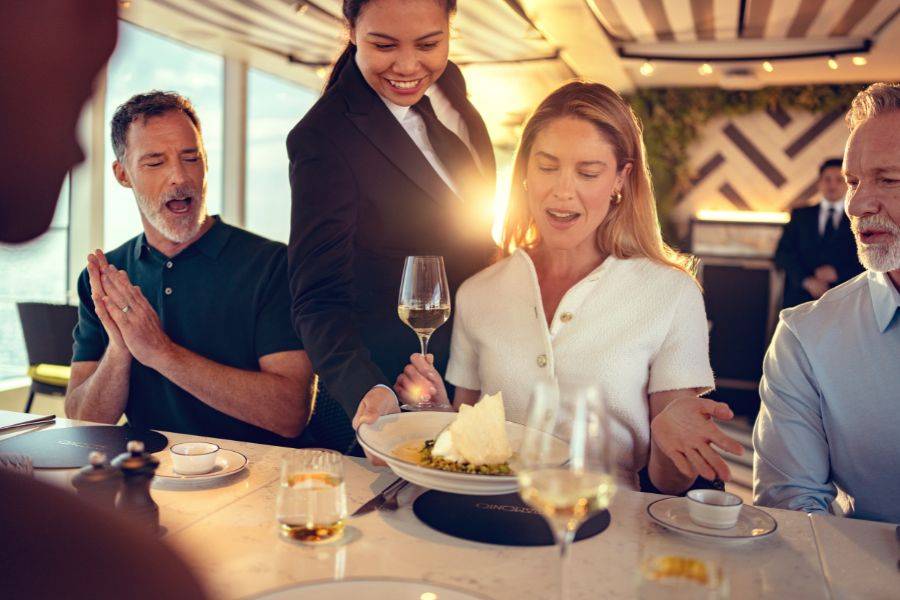 Exklusive Kulinarik und Fine Dining an Bord der Cunard Queens