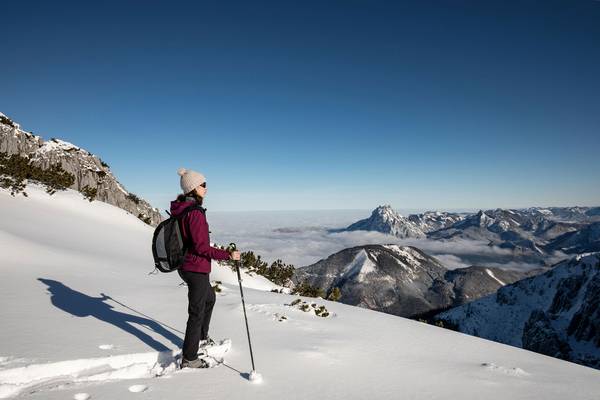 © TVB Traunsee-Almtal/Monika Löff Snow-shoeing in Upper Austria