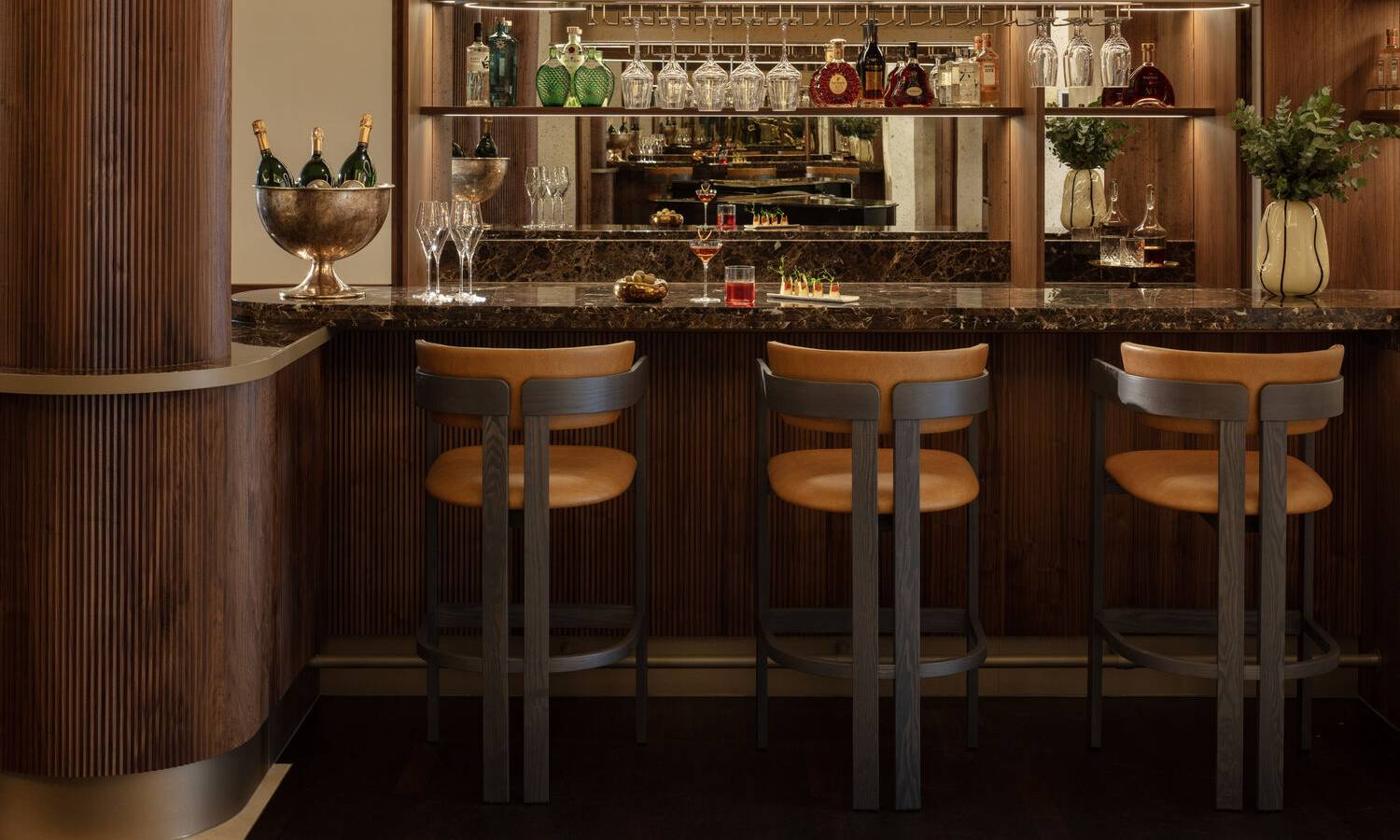 Presidential Suite Bar