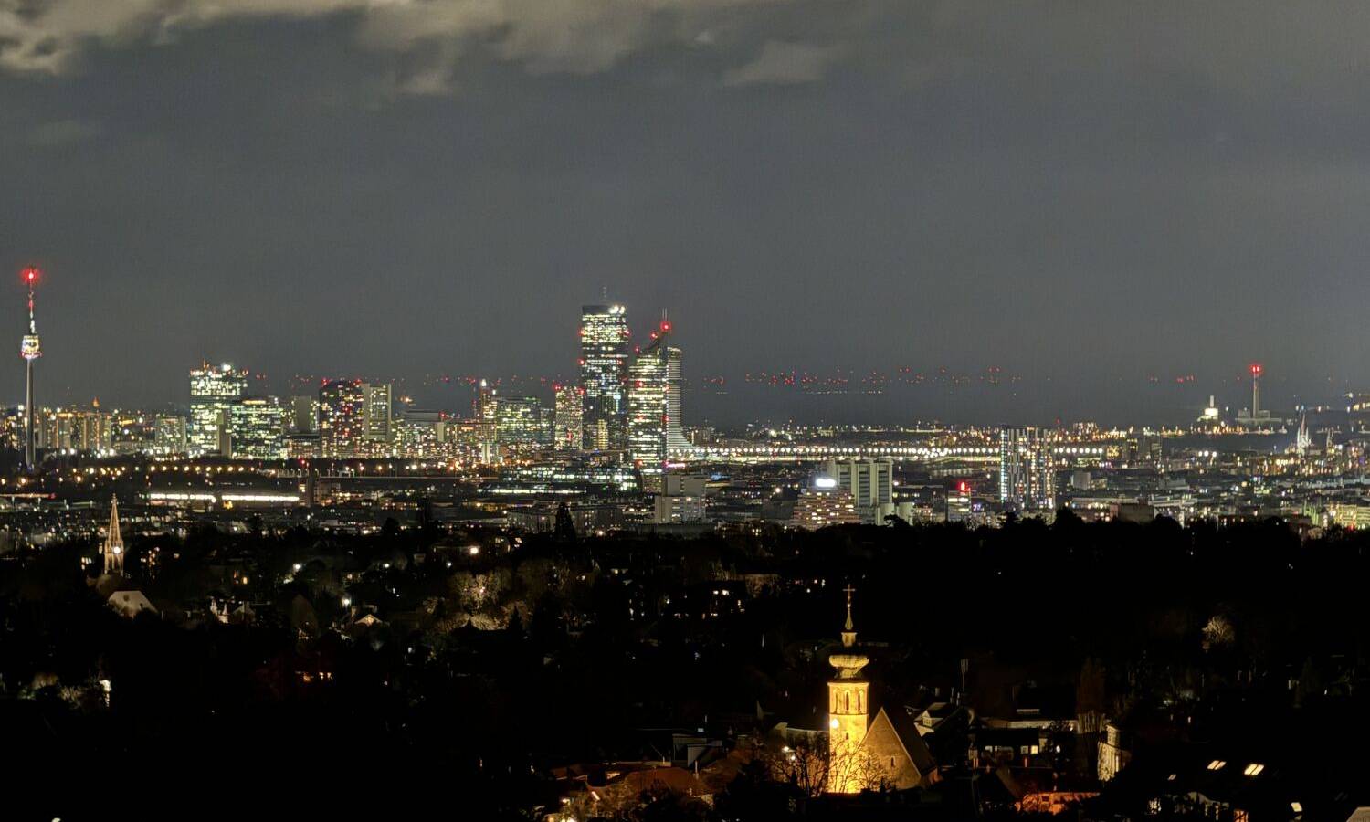 Blick auf Wien bei Nacht