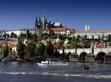 Große Stadtrundfahrt mit Bootstour Prag
